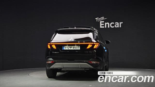 Hyundai Tucson (NX4) 4