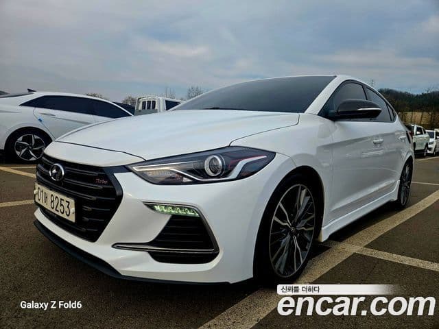 Hyundai Avante AD 2