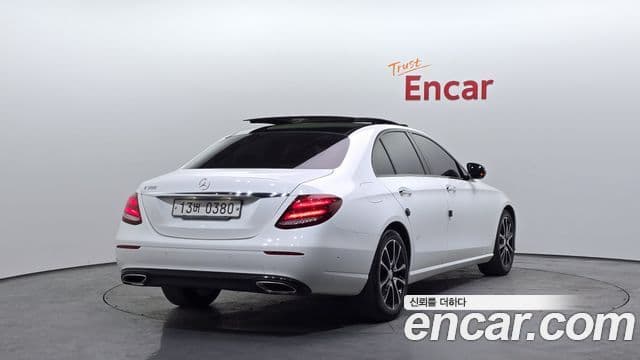 Mercedes-Benz E-Class W213 2