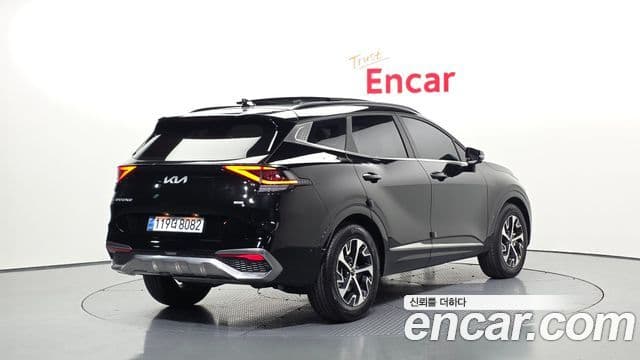 Kia Sportage 5th Gen Hybrid 2