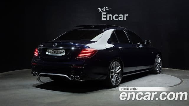 Mercedes-Benz E-Class W213 2