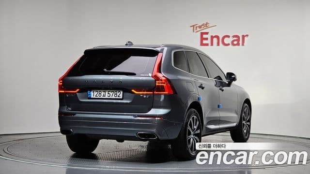 Volvo XC60 2nd Gen 2