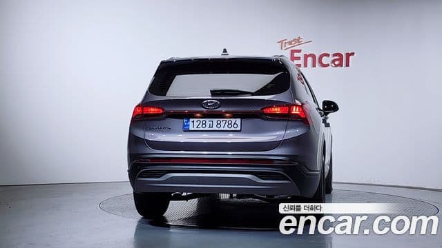 Hyundai The New Santa Fe 3