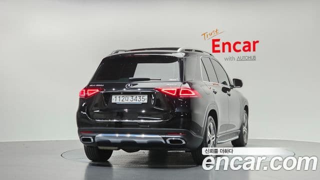 Mercedes-Benz GLE-Class W167 4
