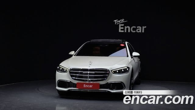 Mercedes-Benz S-Class W223 2