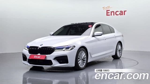 BMW 5 Series (G30)