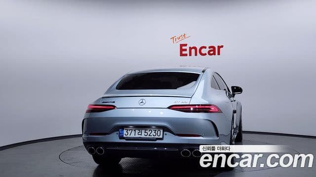 Mercedes-Benz AMG GT 4