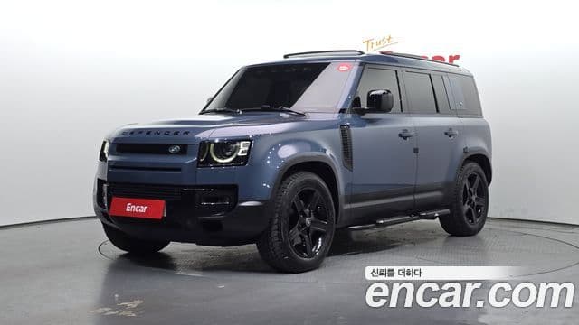 Land Rover Defender (L663) 1