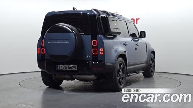 Land Rover Defender (L663) 2