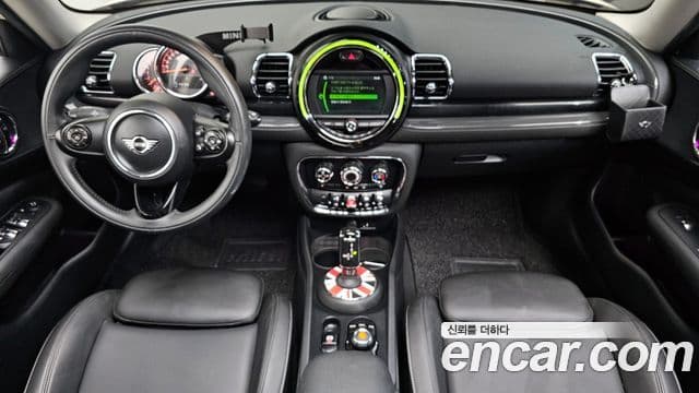 MINI Cooper D Clubman 4