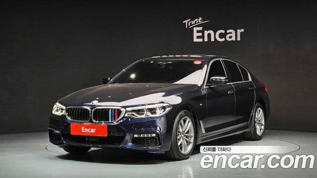BMW 5 Series (G30)