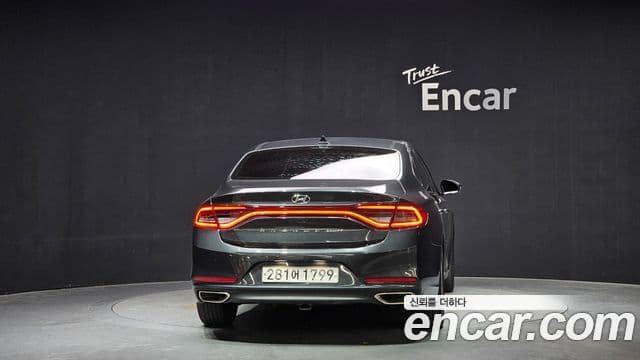 Hyundai Grandeur IG 4