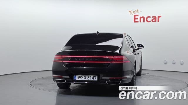 Genesis G90 (RS4) 3
