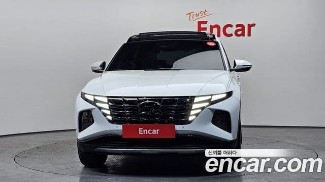 Hyundai Tucson (NX4) 3