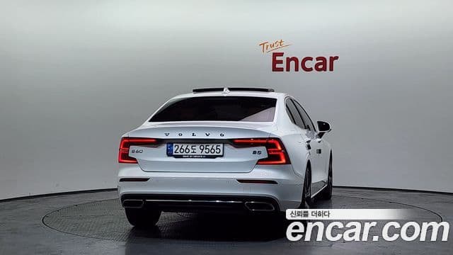 Volvo S60 3rd Gen 4