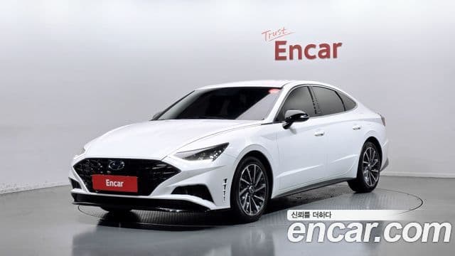 Hyundai Sonata (DN8) 1