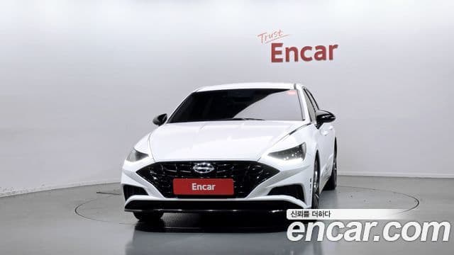 Hyundai Sonata (DN8) 3