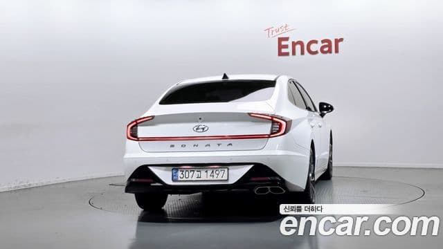 Hyundai Sonata (DN8) 4