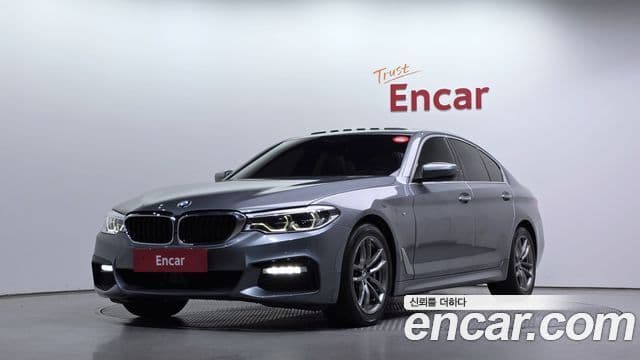 BMW 5 Series (G30)