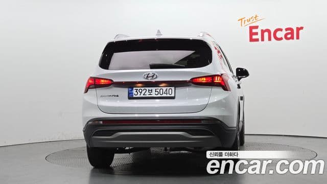 Hyundai The New Santa Fe 4