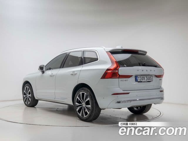 Volvo XC60 2nd Gen 2