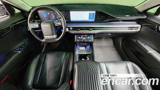 Hyundai Grandeur (GN7) 4