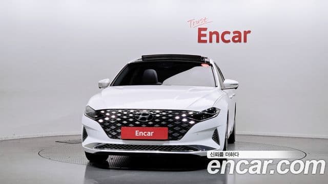 Hyundai The New Grandeur IG Hybrid 3