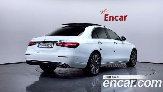 Mercedes-Benz E-Class W213 2
