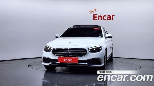 Mercedes-Benz E-Class W213 3
