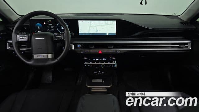 Hyundai Grandeur (GN7) 4