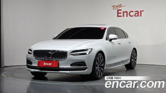 Volvo S90 1