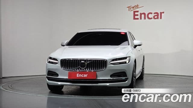 Volvo S90 3