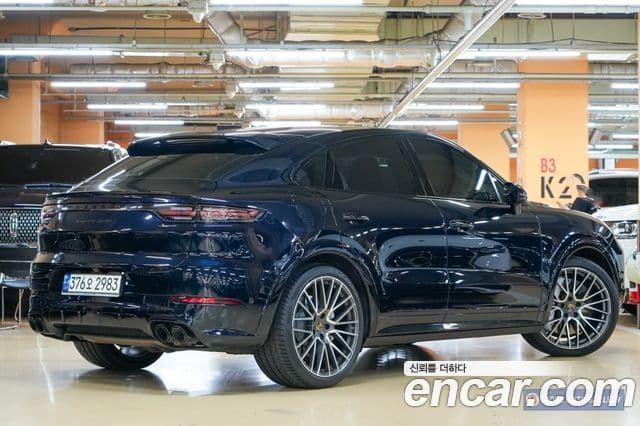 Porsche Cayenne (PO536) 2