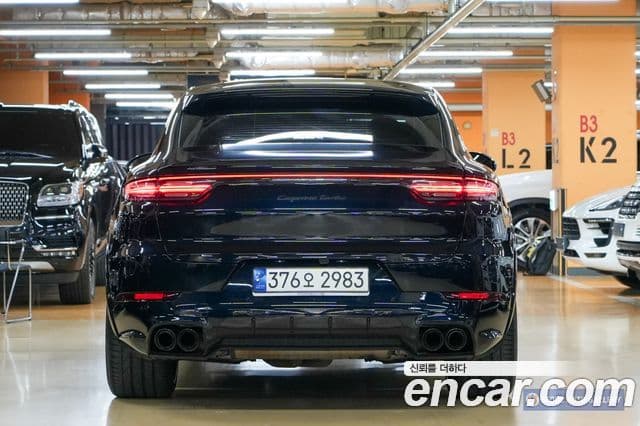 Porsche Cayenne (PO536) 4