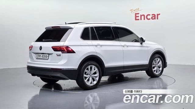 Volkswagen Tiguan 2nd Gen 2