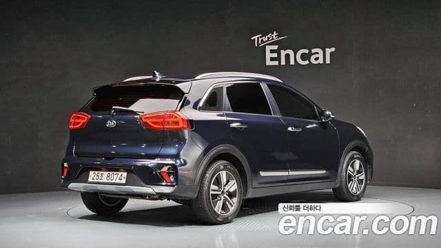 Kia The New Niro 2