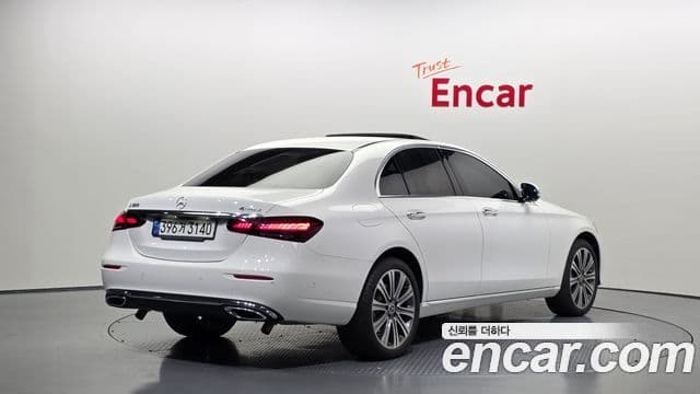 Mercedes-Benz E-Class W213 2