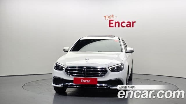 Mercedes-Benz E-Class W213 3