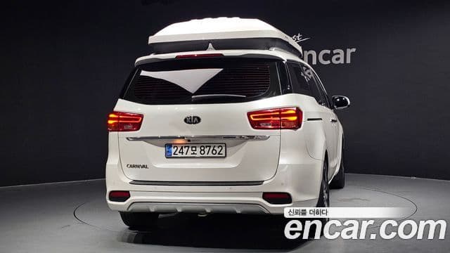 Kia The New Carnival 4