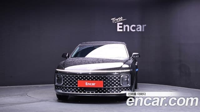 Hyundai Grandeur (GN7) 3