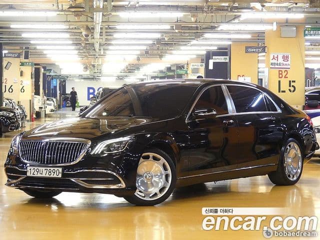 Mercedes-Benz S-Class W222