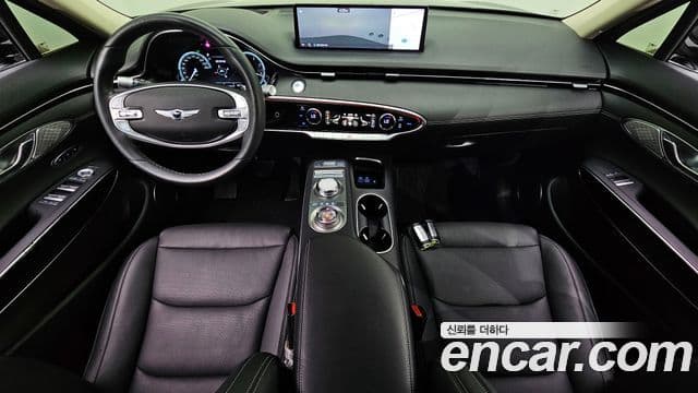 Genesis GV70 4