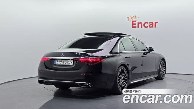 Mercedes-Benz S-Class W223 2