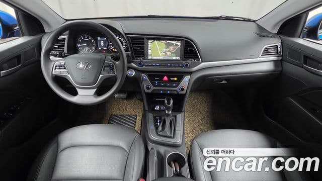 Hyundai Avante AD 4