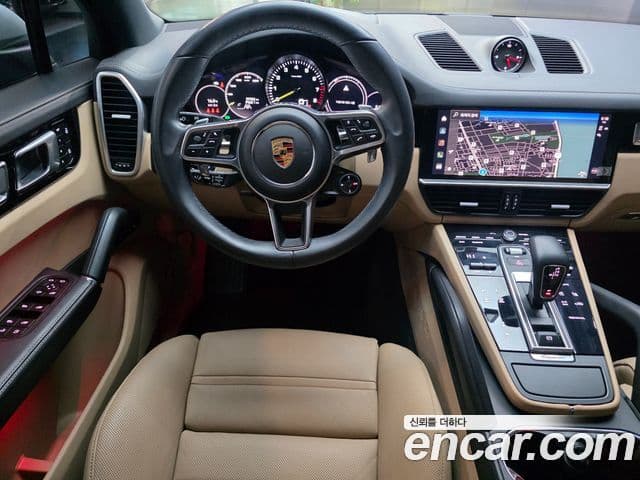 Porsche Cayenne (PO536) 4