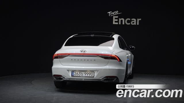 Hyundai The New Grandeur IG Hybrid 3