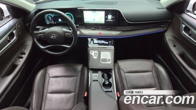 Hyundai The New Grandeur IG Hybrid 4