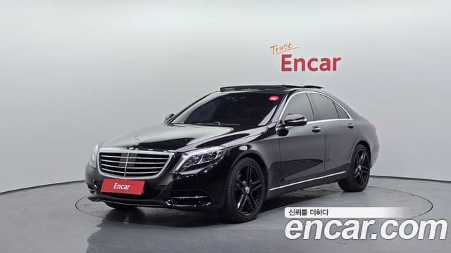 Mercedes-Benz S-Class W222