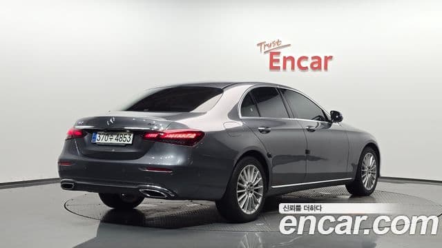 Mercedes-Benz E-Class W213 2