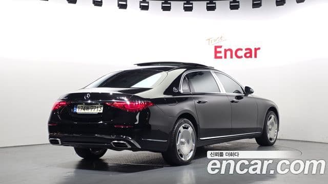 Mercedes-Benz S-Class W223 2